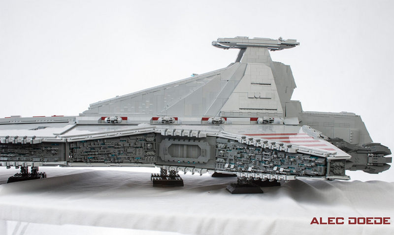 Illustration for article titled That's A Big LEGO Star Destroyer